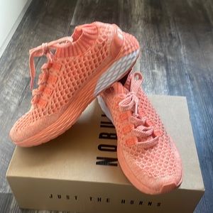 Nobull knit runner 7.5
